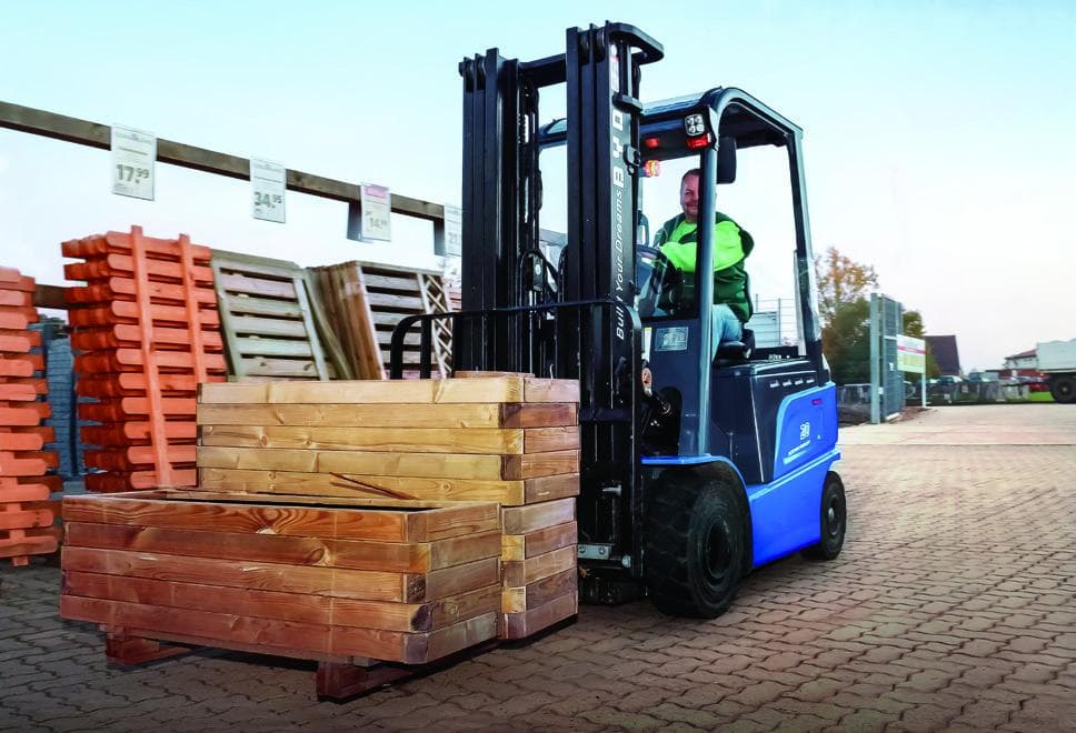 BYD 4-Wheel Forklift 3.0T - BYD electric forklift in Pakistan